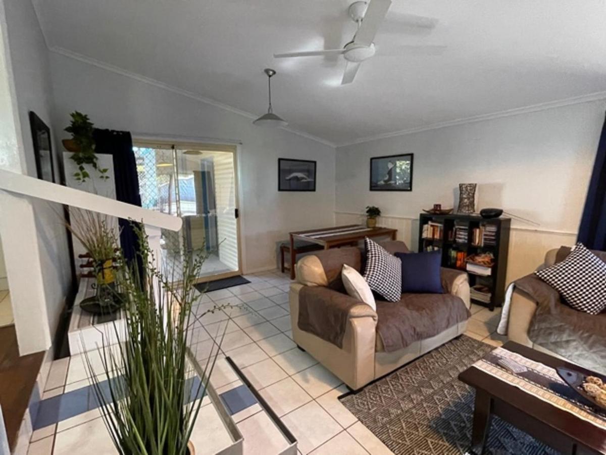 Pet Friendly Cottage In Torquay - Hervey Bay 430M Or 5 Min Walk To Dog Friendly Shelly Beach 외부 사진
